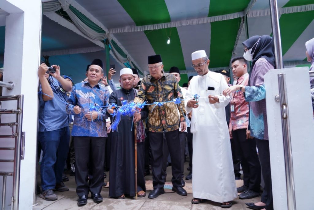 b1-1024x685 Wabup Ardani hadiri Peresmian dan Wisuda ke-1 Rumah Tahfidz Hasyim Al-Haq