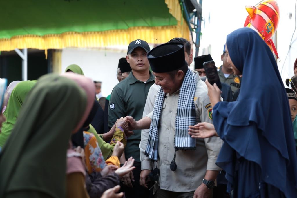 b1-2 Herman Deru Ajak Masyarakat Desa Kutapandan Pererat Silaturahmi dan Terapkan GSMP