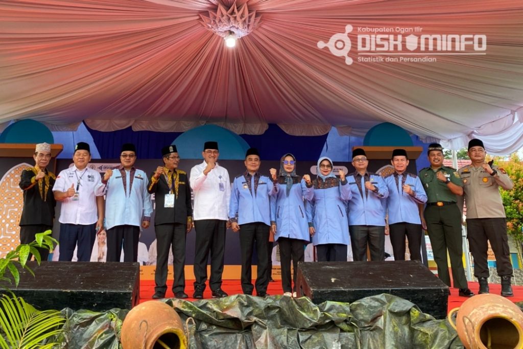 b2-1-1024x683 Pawai Ta'aruf dan Pembukaan STQH ke-XXVII Berlangsung Khidmat dan Meriah