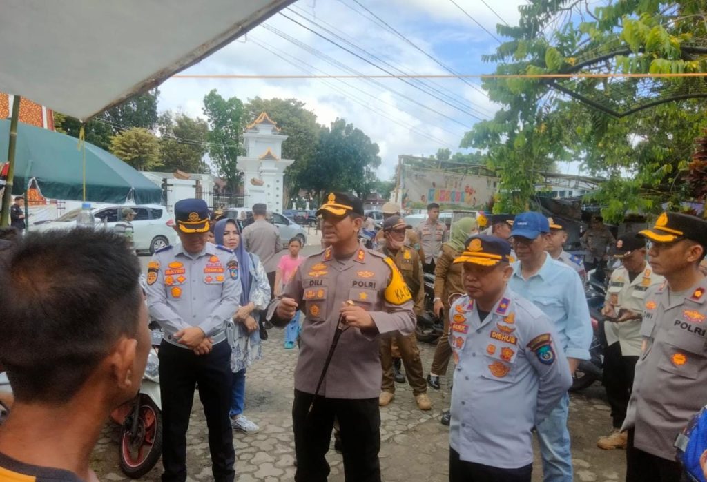 IMG-20230425-WA0009-1024x698 Tradisi Lebaran di OKI Ramai Pengunjung, Personil Gabungan Intensifkan Pengamanan dan Imbauan keselamatan