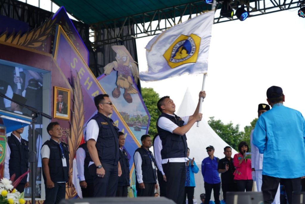 A3-2-1024x685 Bupati Ogan Ilir, Panca Wijaya Akbar Mendapat Penghargaan Adhi Bhakti Tani Nelayan