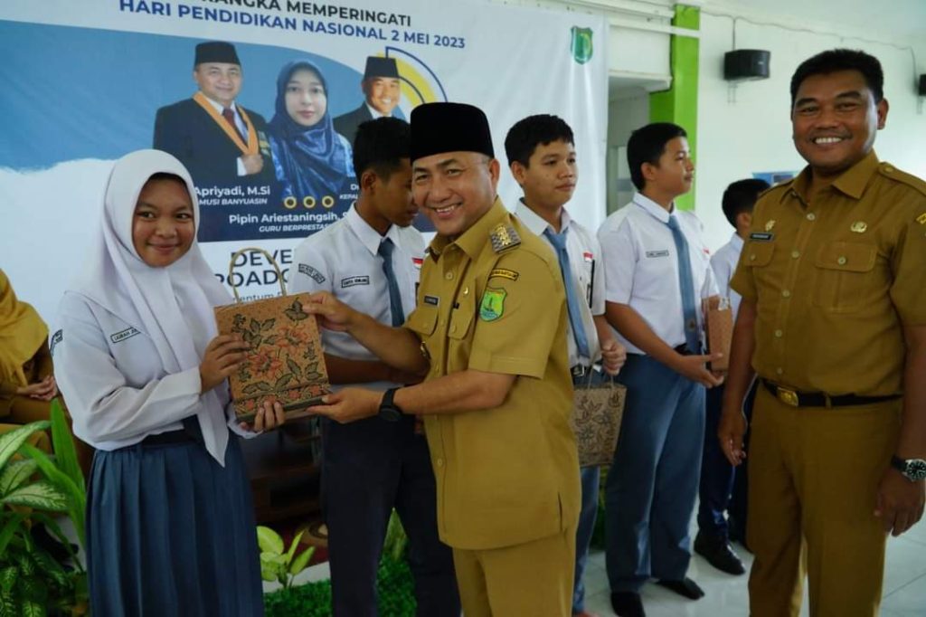 FB_IMG_1683068545931-1024x682 Pj Bupati Apriyadi Komitmen Cetak Generasi Tangguh di Muba