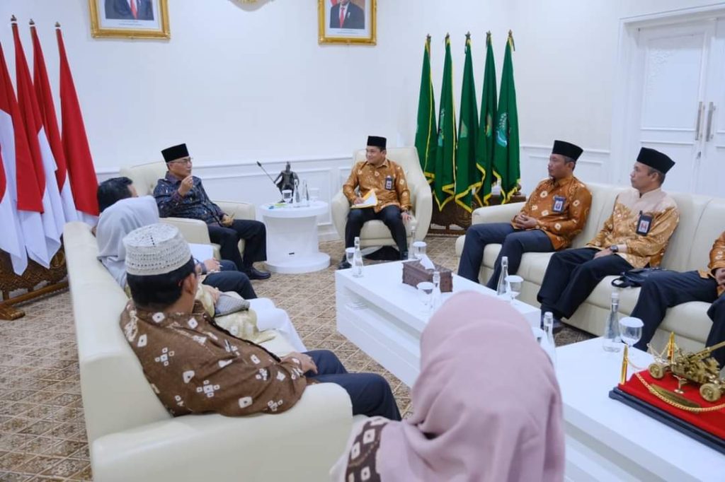 FB_IMG_1683346885377-1024x682 Kolaborasi Lindungi Anak, Pj Bupati Apriyadi Terima Audiensi KPAD Muba