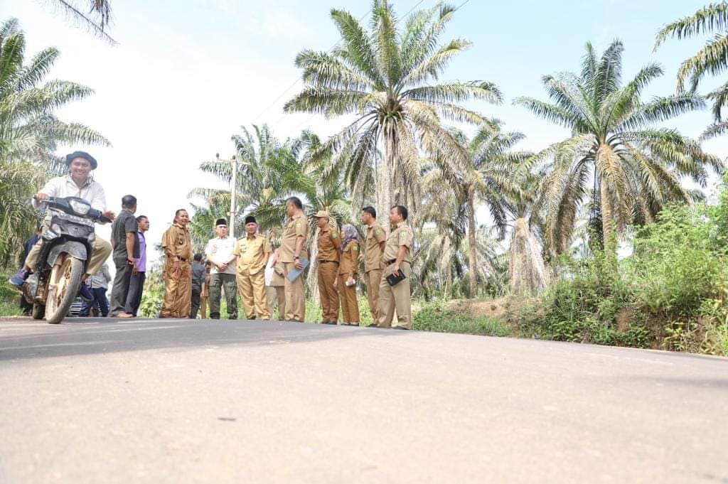 FB_IMG_1683592190985 Bangun Muba, PJ Bupati Apriyadi Utamakan Bangun Infrastruktur Jalan