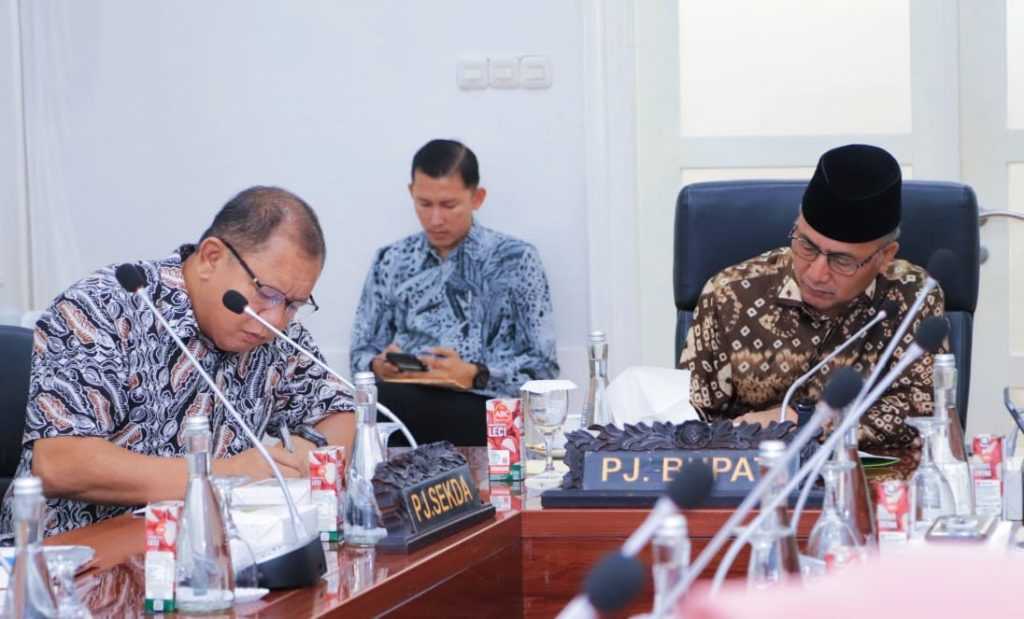 A2-5-1024x619 Pj Bupati Apriyadi Tutup Keran Penambahan Honorer Pengganti PPPK