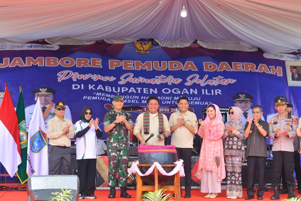 A3-3 Sambut Bonus Demografi, Herman Deru Motivasi Para Pemuda Untuk Mempersiapkan Diri Dengan Iptek dan Imtaq 