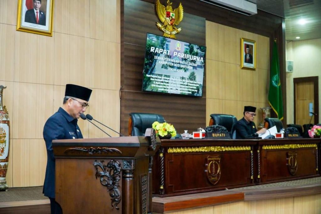 FB_IMG_1686795685284-1024x683 Pj Bupati Apriyadi Kebut Perbaikan Jalan Rusak di Muba