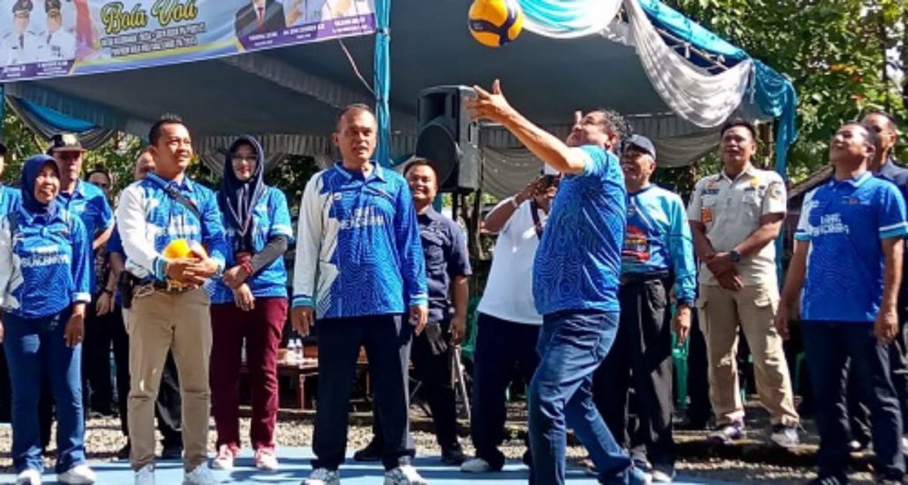 IMG-20230611-WA0003-1024x547 Sambut Porprov 2023, Bupati Lahat Secara Resmi Buka Semi Turnamen Bola Voli