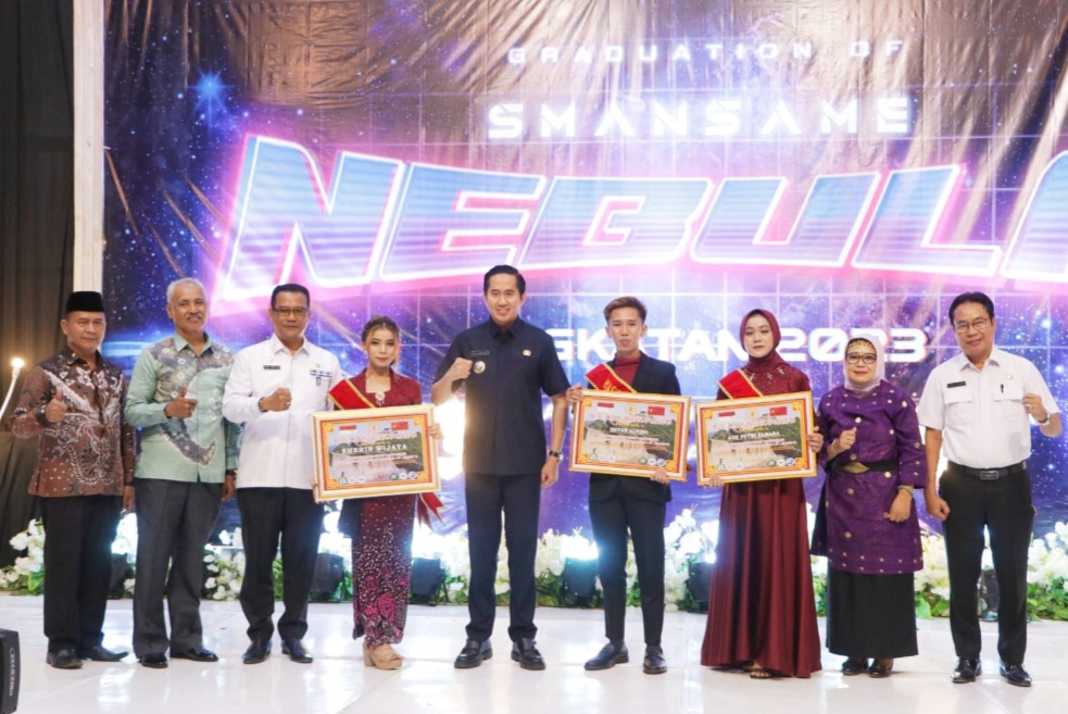 Screenshot_20230601_070606_Chrome Serahkan Beasiswa, Plt Bupati Ahmad Usmarwi Kaffah: Jadilah yang Berbeda untuk Harumkan Muara Enim
