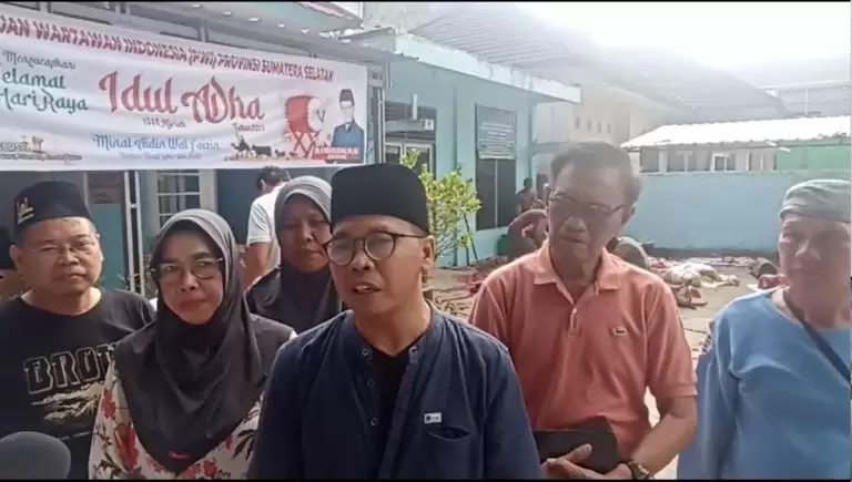 gambar_2023-06-30_094335008-fotor-2023063095348-768x435.jpg H. Firdaus Komar, Ketua PWI Sumsel: Tahun ini, Tahun ke-Empat Kita Laksanakan Kurban