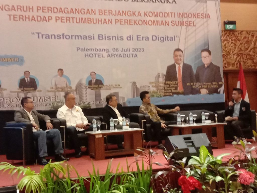 B3-1024x768 PWI Sumsel - PT. Rifan Financindo Berjangka Palembang Gelar Seminar