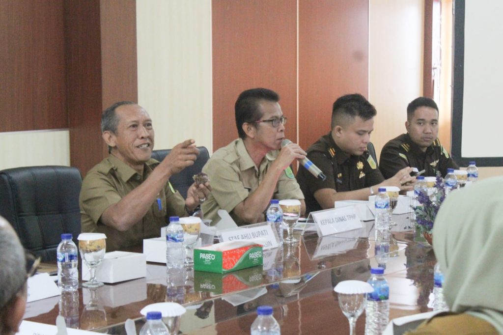 IMG-20230710-WA0057-1024x682 Pemkab Muba Gelar Rakor Tim KP3 dan Percepatan Kartu Tani Penyaluran Pupuk Bersubsidi