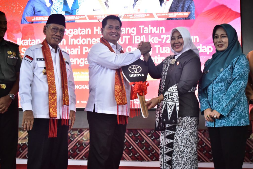 IMG-20230726-WA0066-1024x684-1 Bupati Ajak IBI Banyuasin Jangan Lelah Berikan Pelayanan Terbaik Untuk Masyarakat