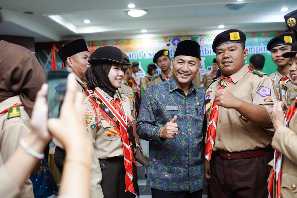 IMG-20230727-WA0026 Pj Bupati Apriyadi Berangkatkan 11 Anggota Pramuka ke Korea Selatan