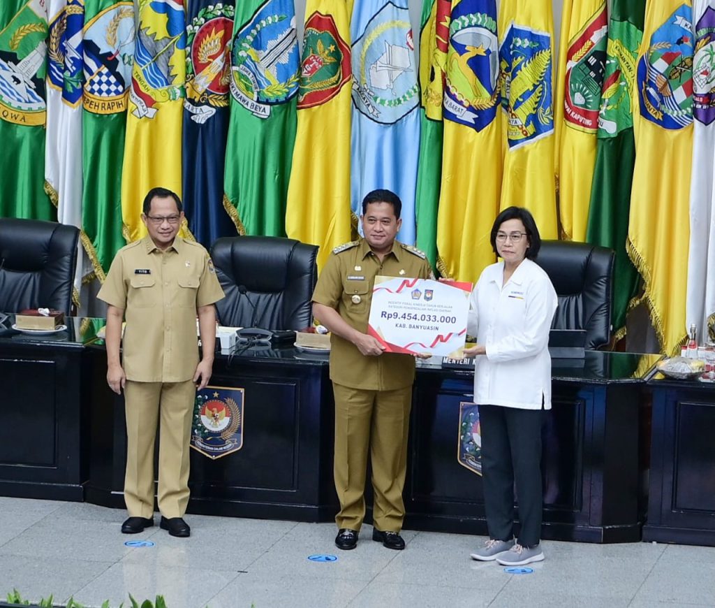 WhatsApp-Image-2023-07-31-at-3.02.55-PM-1024x870-1 Mampu Atasi Inflasi, Banyuasin Terima Intensif Fiskal dari Menteri Keuangan