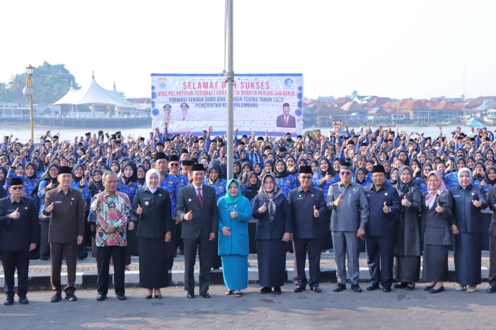 Whats_App_Image_2023_08_29_at_09_27_28_f59eaf321a-1024x682 Luapkan Kebahagian, Harnojoyo, Fitri Dan Ratu Dewa Diburu P3K untuk Selfie