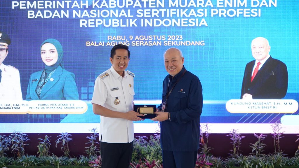 a4-1024x576 Ciptakan SDM Berkualitas: Pemkab Muara Enim Lakukan Penandatanganan MoU  dengan BNSP RI