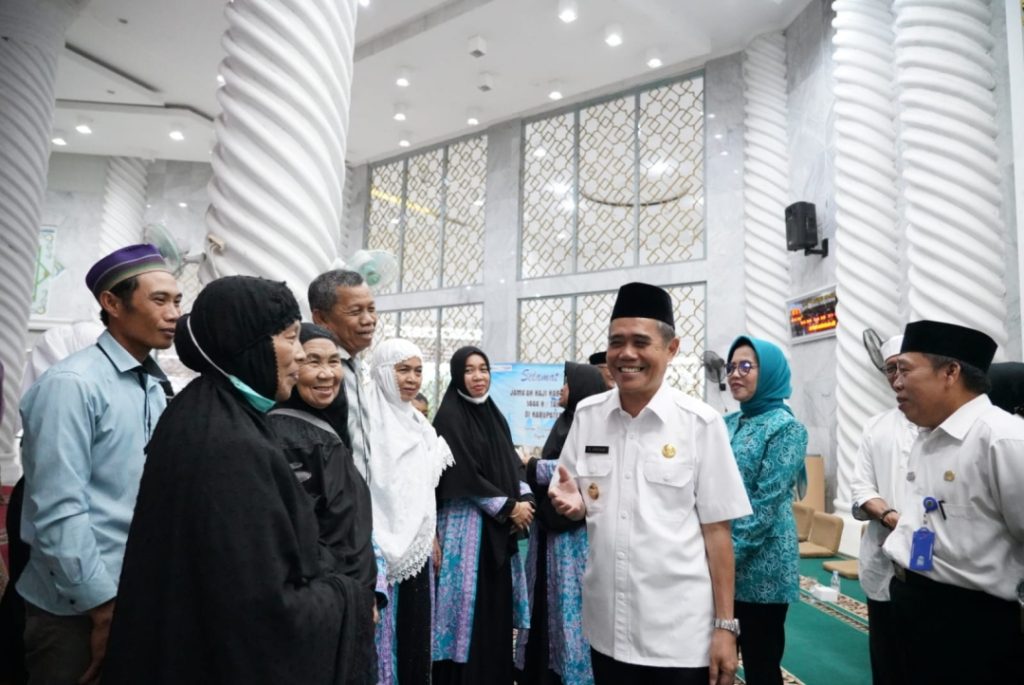 a4-1024x685 Wabup Ardani Menyambut secara Langsung Jamaah Haji Ogan Ilir Tahun 2023 M/ 1444 H