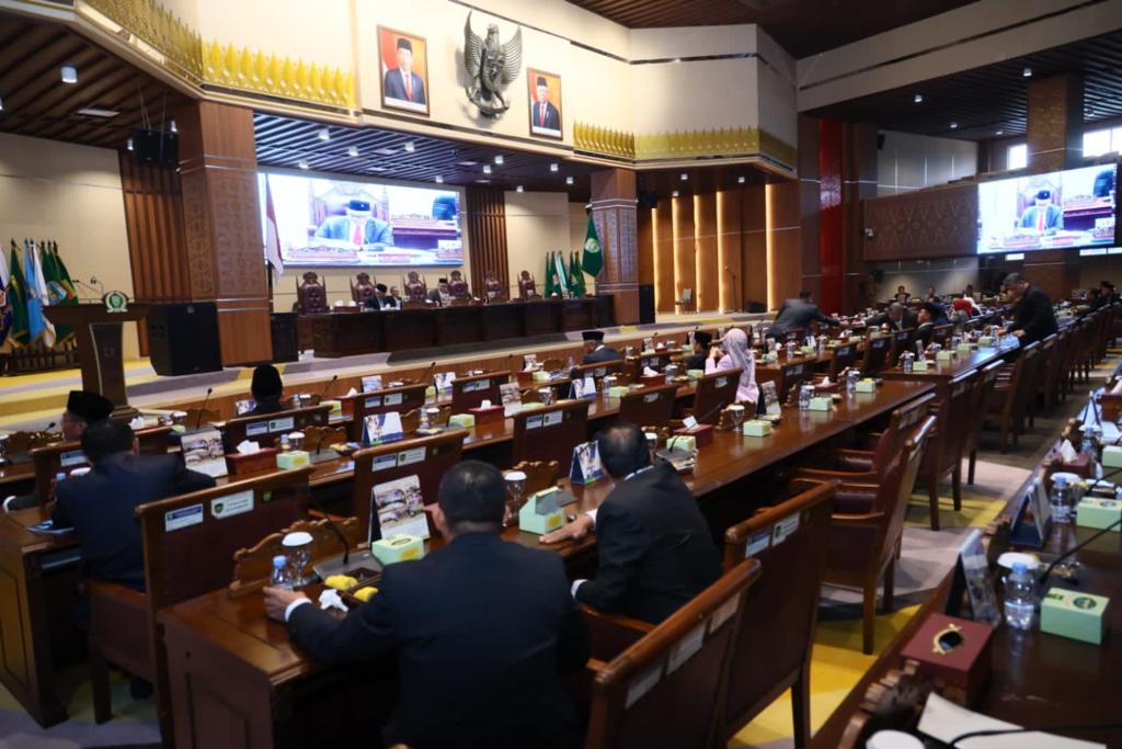 a7 Mawardi Yahya Sampaikan  Jawaban Gubernur Terhadap  Pandangan Umum Fraksi-fraksi DPRD Sumsel