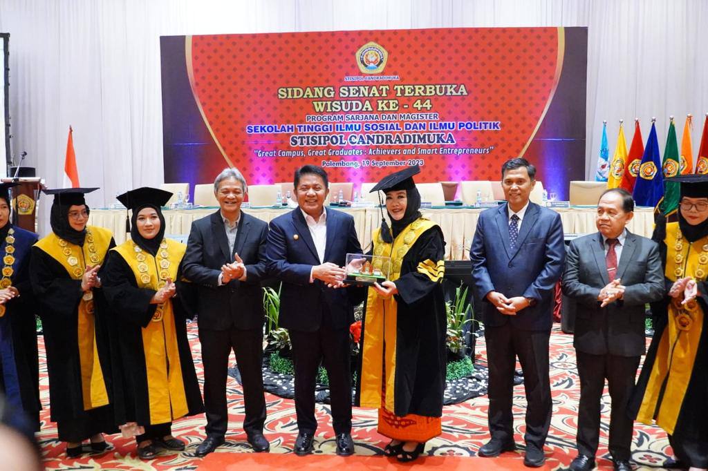 a7 Herman Deru Puji Stisipol Candradimuka Tetap Survive