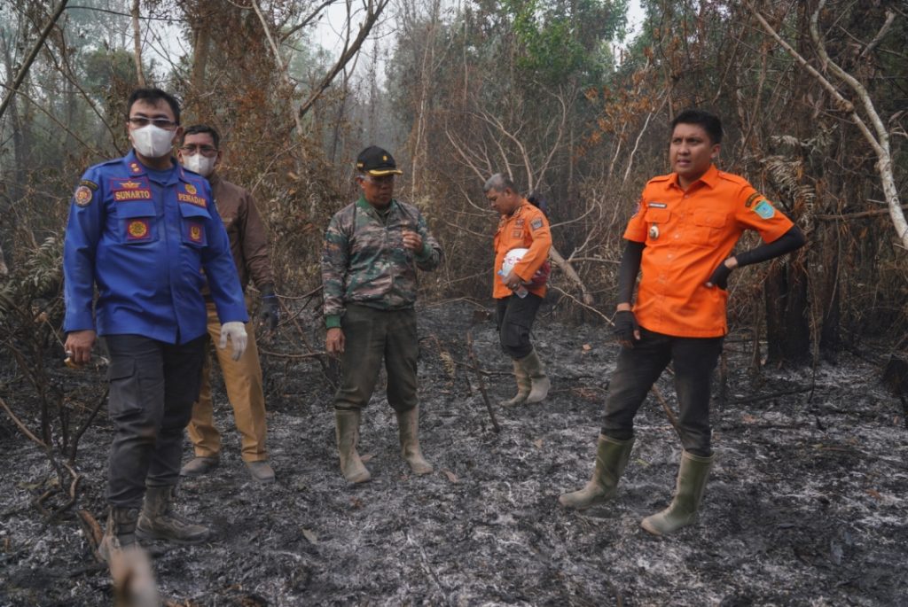 a8-1024x685 Karhutlah, Bupati Panca Monitoring dan Edukasi Langsung ke Desa-desa