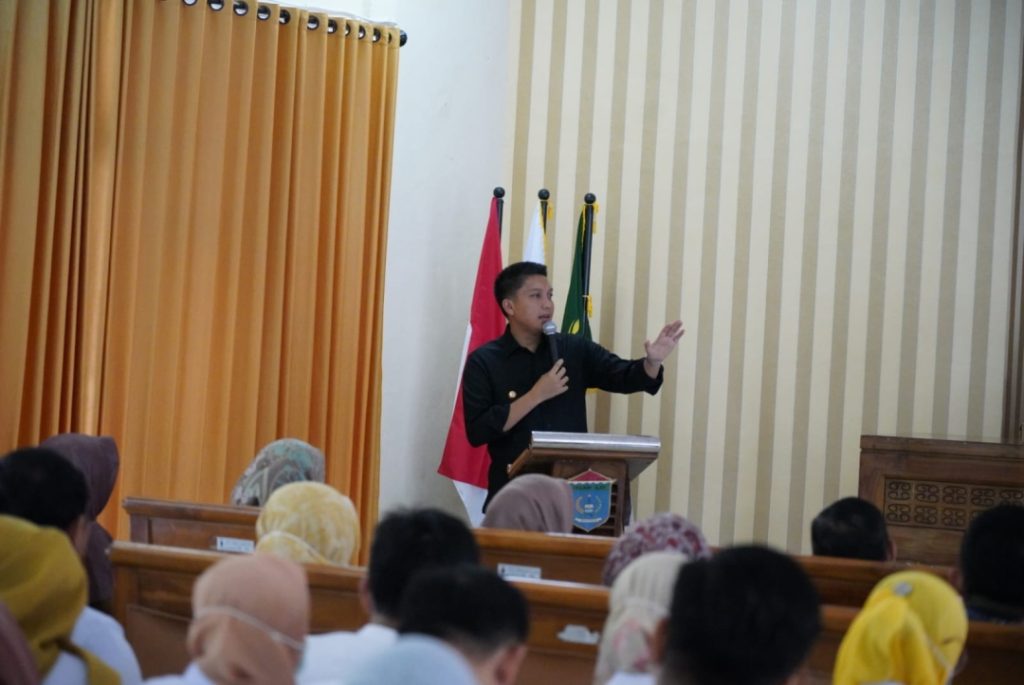 membuka-survey-akreditasi-rsud-kab-ogan-ilir-bupati-oi-harapkan-pelayanan-di-rsud-kab-ogan-ilir-dapat-di-andalkan-1024x685 Bupati OI Harapkan Pelayanan di RSUD Kab. Ogan Ilir Dapat Diandalkan