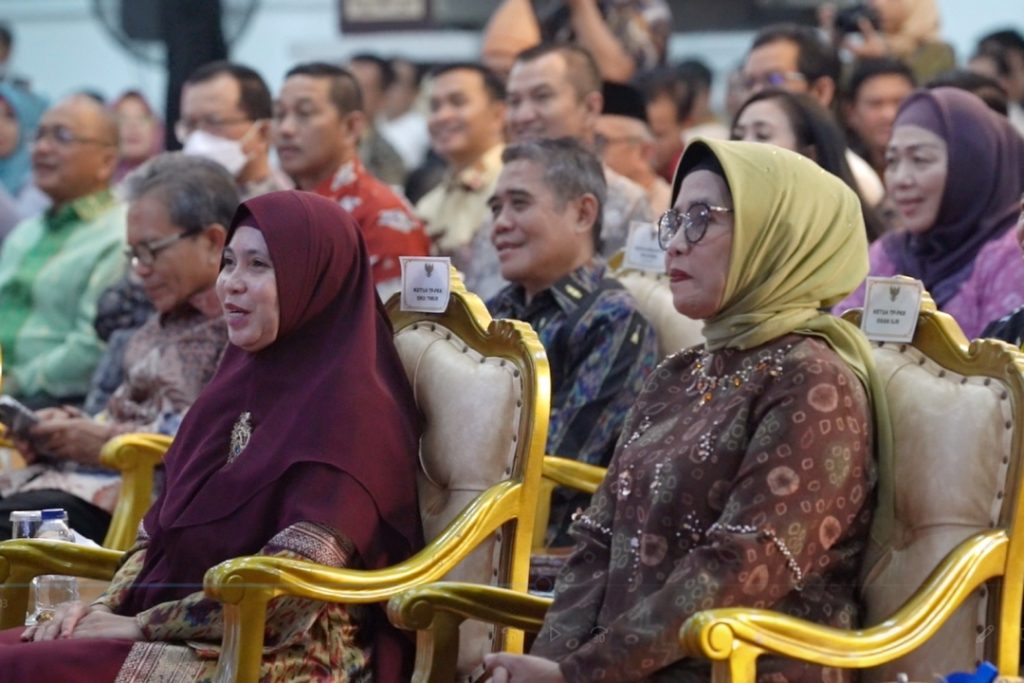 wabup-ardani-turut-hadir-dalam-penganugrahan-inovator-sumsel-tahun-2023-1024x683 Malam Penganugrahan Inovator Sumsel Tahun 2023, Pemkab Ogan Ilir Terima Empat Penghargaan