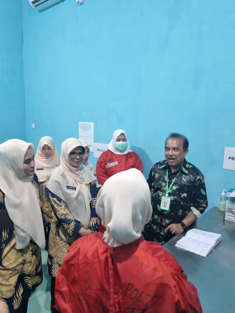 IMG-20231002-WA0074-768x1024 Komitmen Tingkatkan Layanan, RSUD Kayuagung Raih Akreditasi Paripurna