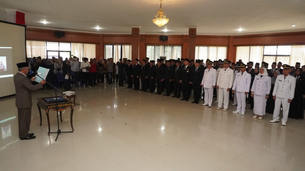 IMG-20231004-WA0082-1024x576 Lantik 69 Pejabat, Bupati OKI Ingin Pembangunan Tetap Berakselerasi