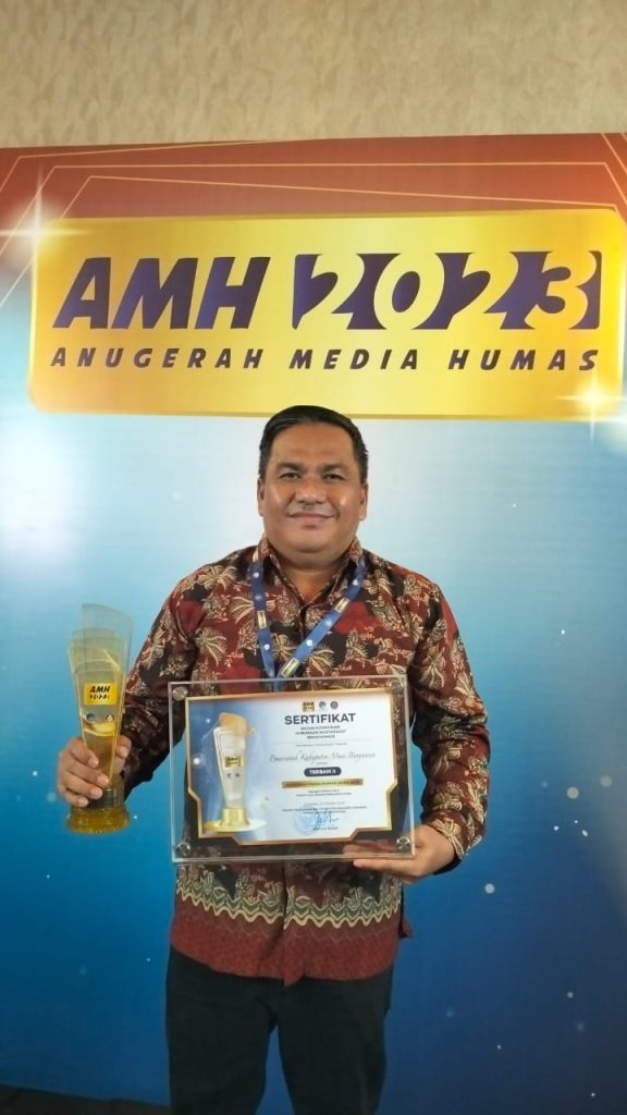 IMG-20231031-WA0015-576x1024 Pemkab Muba Raih Juara Terbaik II AMH 2023 Kategori Siaran Pers