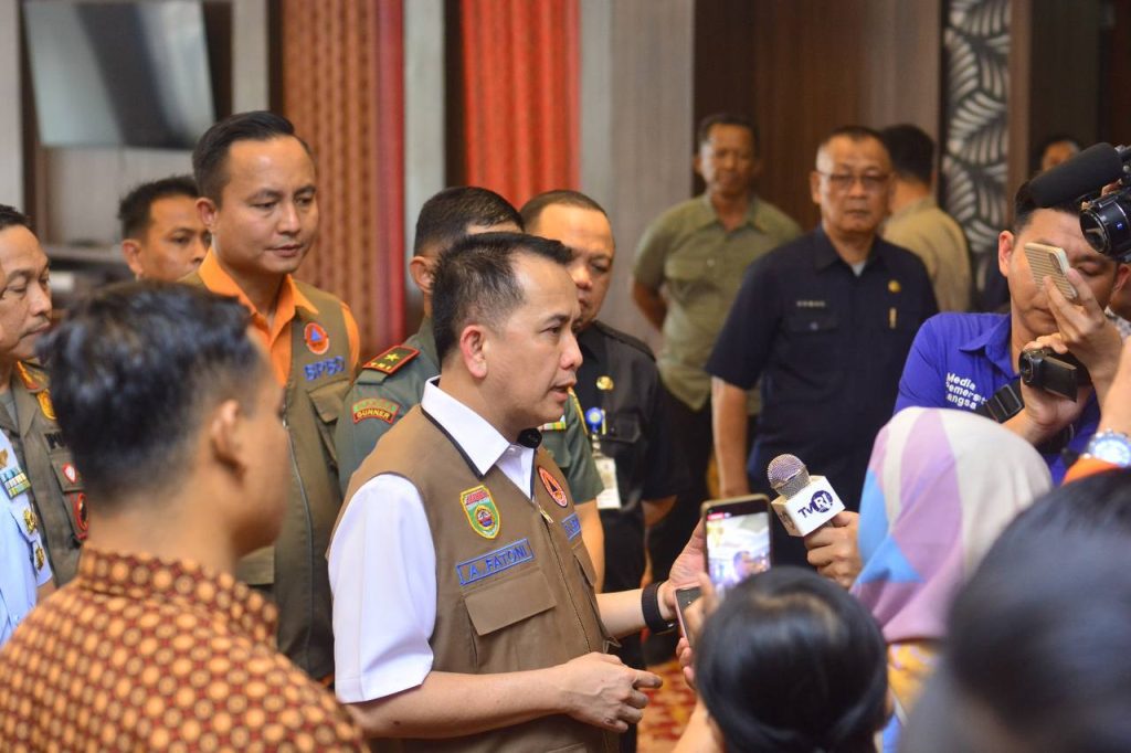 IMG_20231006_102005_668-1024x682 Pj Gubernur Sumatera Selatan Agus Fatoni Tinjau Langsung Lokasi Karhutla