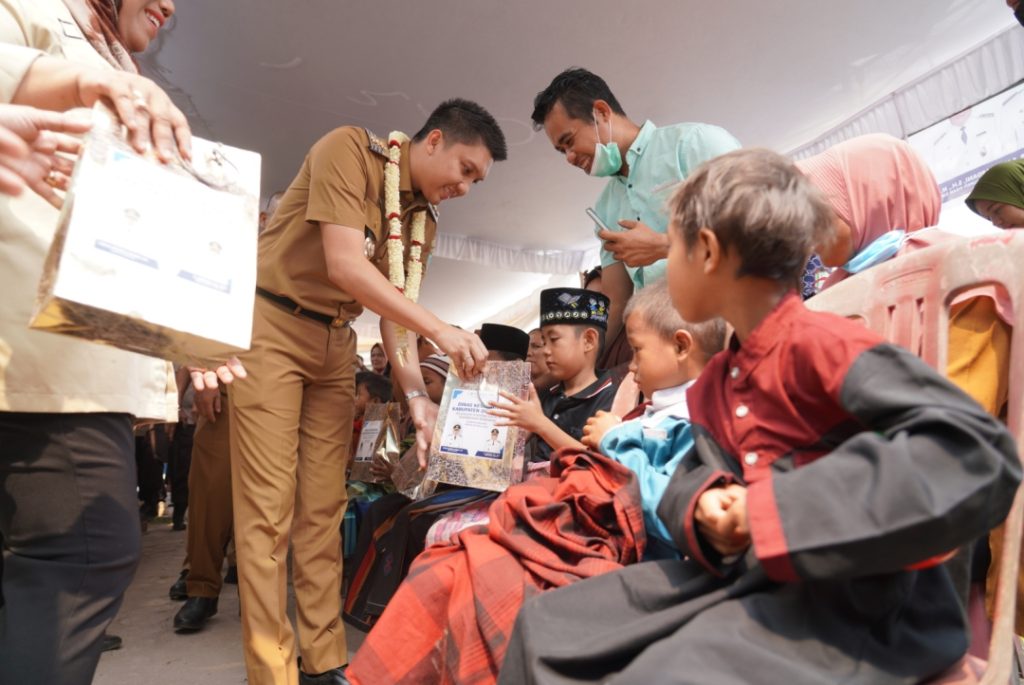 a4-2-1024x685 Bupati Panca Wijaya Akbar, SH Monitoring Khitanan Massal di Dua Puskesmas Kecamatan Pemulutan