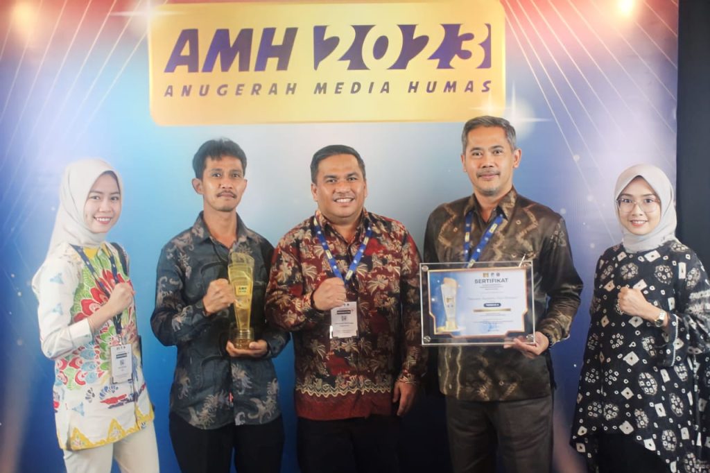 IMG-20231031-WA0011-1024x682 Juara bertahan, Dinkominfo Muba Juara Terbaik I Katagori Dekorasi Stand Terbaik 2023