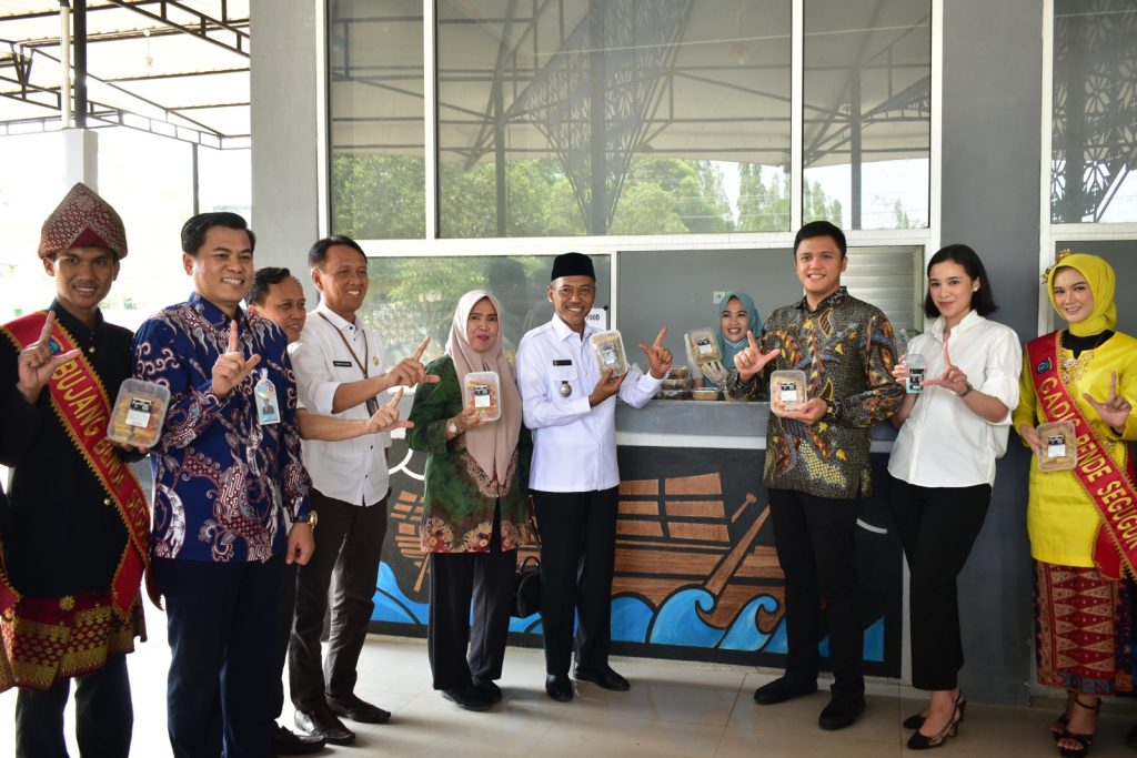 IMG-20231101-WA0091-1024x683 Fasilitasi UMKM, Taman Kuliner Segitiga Emas Diresmikan