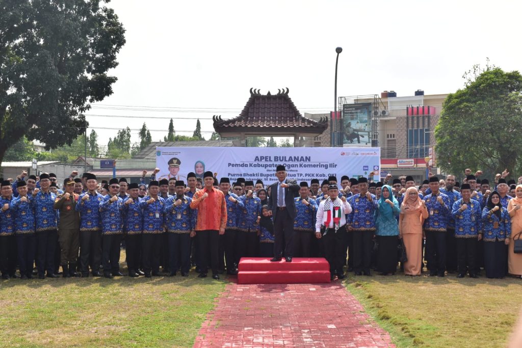 IMG-20231103-WA0069-1024x683 Haru, Saat Ribuan ASN OKI Lepas H. Iskandar di Apel Terakhir