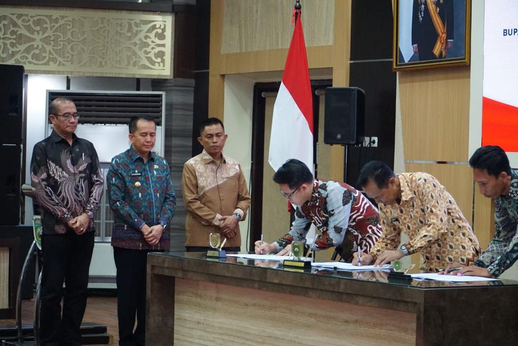 IMG-20231110-WA0071 NPHD Dana Pilkada di Sumsel Ditandatangani Serentak Pj Gubernur, Bupati dan Walikota dengan Ketua KPU RI dan Bawaslu