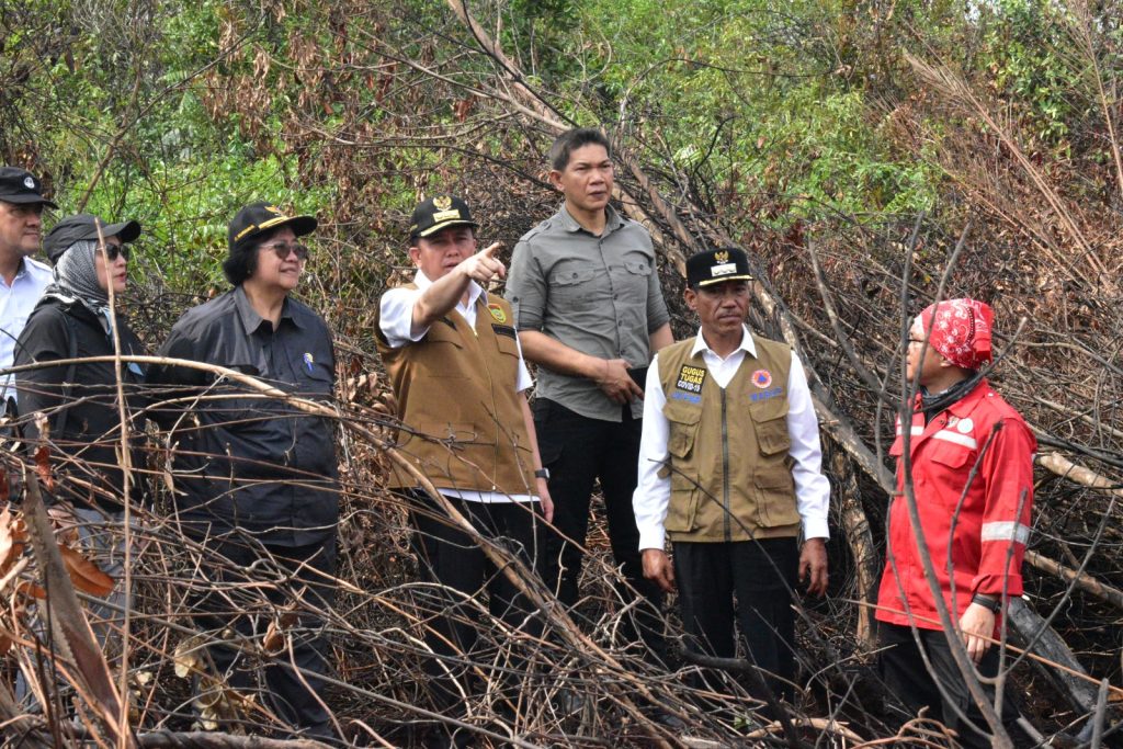 IMG-20231112-WA0039-1024x683 Tinjau Karhutla di OKI,Menteri LHK Sebut Penanganan Sudah Baik