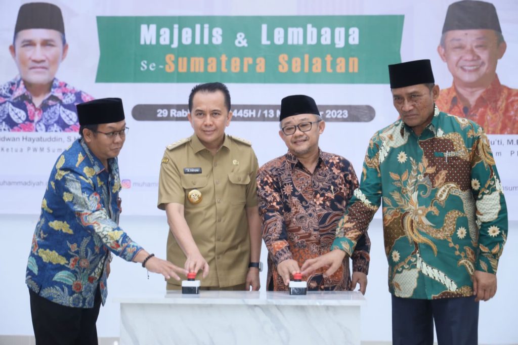 IMG-20231113-WA0094-1024x682 Pj Gubernur Agus Fatoni Buka Rakerwil Muhammadiyah se-Sumatera Selatan