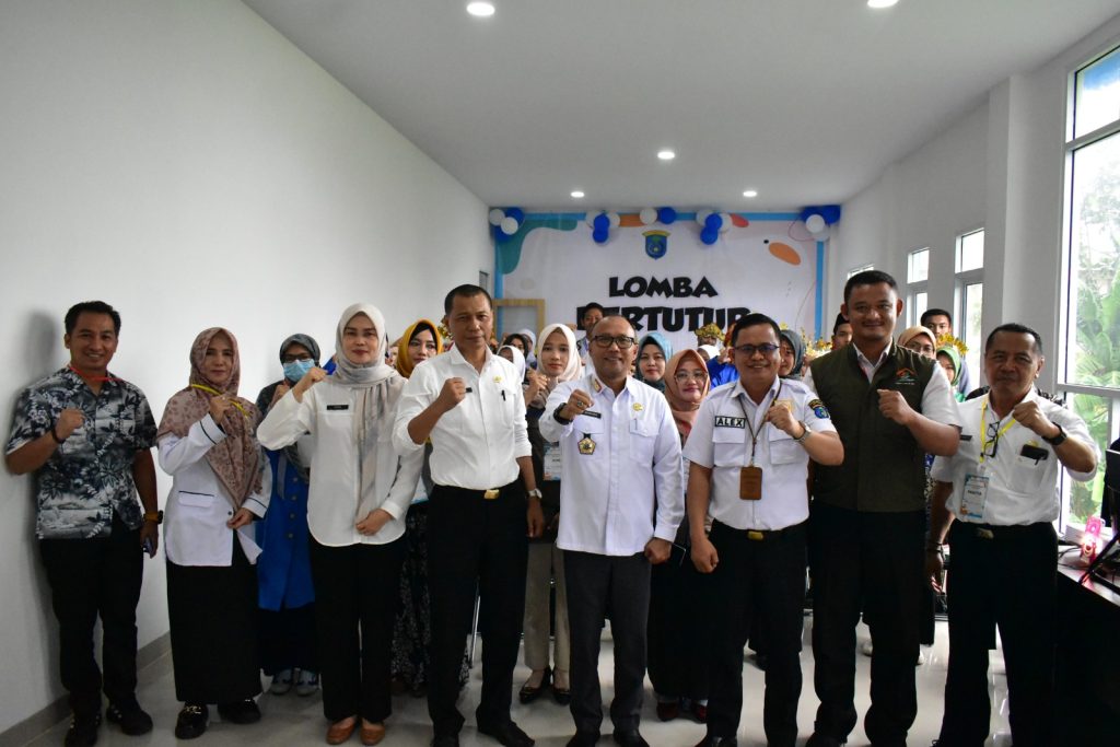 IMG-20231122-WA0106-1-1024x683 Tanamkan Literasi Minat Baca dan Menulis Lewat Kompetisi