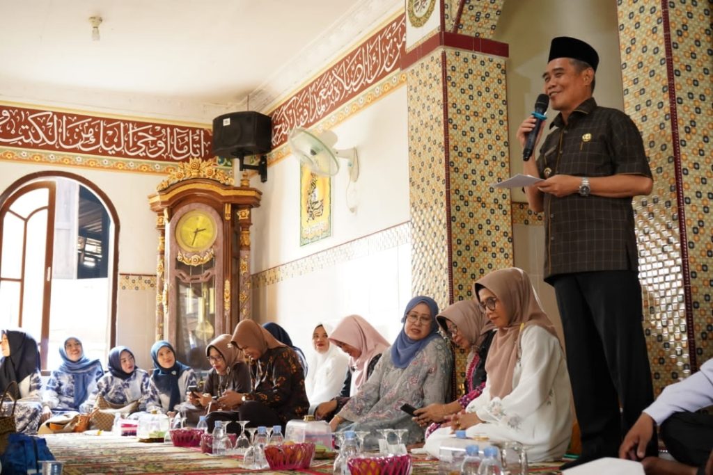 wakil-bupati-h-ardani-hadiri-pengajian-rutin-bulanan-kec-pemulutan-barat-1024x683 Wakil Bupati H. Ardani Hadiri Pengajian Rutin Bulanan di Pemulutan Barat