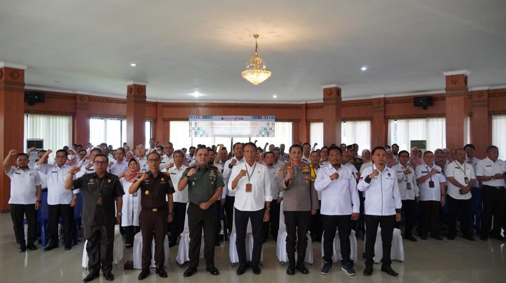 IMG-20231227-WA0080-1024x574 Serentak, ASN OKI Deklarasi Netralitas Pemilu 2024