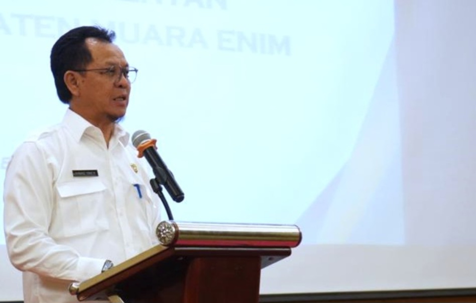 Screenshot_20231206_192850_Chrome Plt Asisten II Buka FGD Jaminan Sosial Ketenagakerjaan