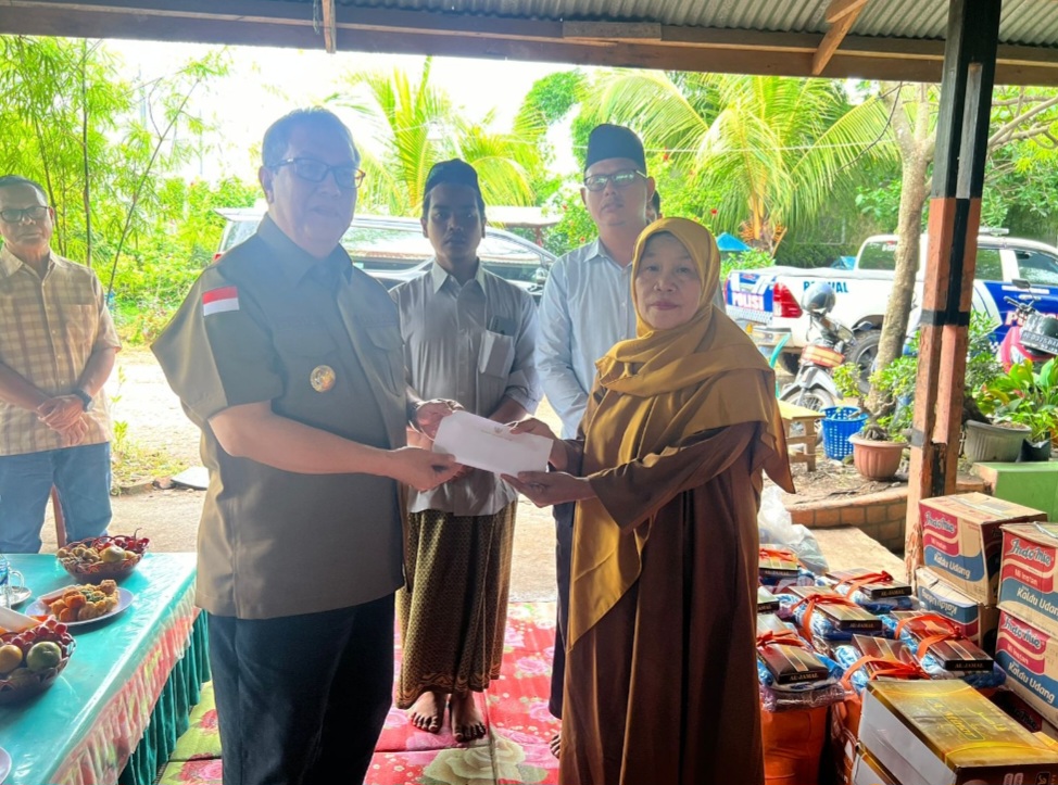 Screenshot_20231227_234004_Chrome Pj Bupati Serahkan Bantuan Korban Kebakaran di Panti Asuhan Darul Yatim Kecamatan Lawang Kidul