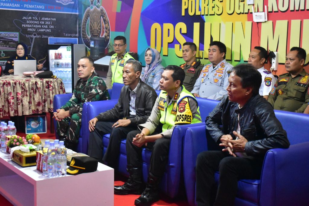 IMG-20240101-WA0095-1024x683 Forkopimda OKI Solid Kawal Masyarakat Rayakan Malam Pergantian Tahun Baru