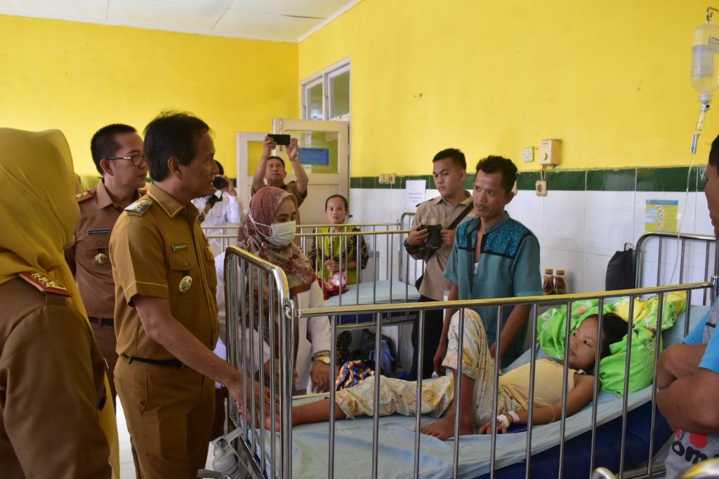 IMG-20240116-WA0094-1024x683 Pj. Bupati OKI Temui Pasien DBD di RSUD