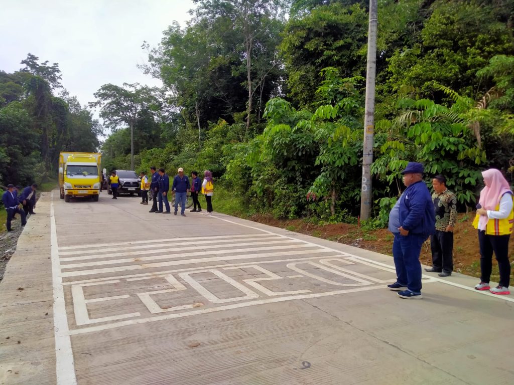 IMG-20240125-WA00581-1024x768 Jalan Talang Jaya-Cengal Mulus, Mudahkan Masyarakat Angkut Hasil Pertanian