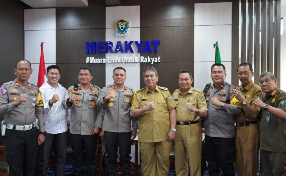 Screenshot_20240116_201505_Chrome Pemilu 2024, Pj Bupati Rizali Ajak Polri Bersinergi