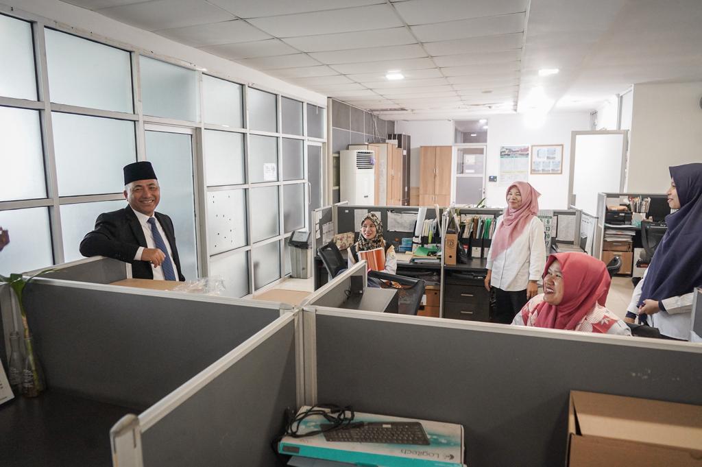 a2-1 Pastikan Disiplin Pegawai Pasca Libur Nataru , Pj. Bupati H Apriyadi Sidak Setda Muba