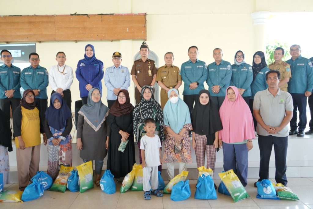 launching-gerakan-pengendalian-inflasi-serentak-sumsel-gpiss-dan-operasi-pasar-murah-1024x685 Gerakan Pengendalian Inflasi Serentak Sumsel Dilaunching dan Gelar Operasi Pasar Murah