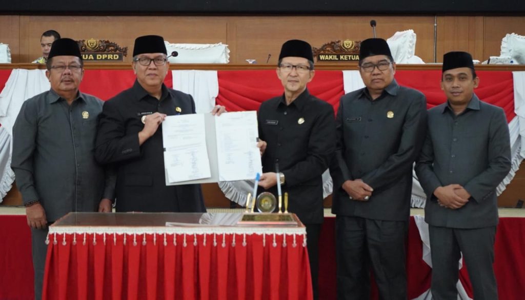A3-1024x585 DPRD Setujui RAPBD Kabupaten Muara Enim TA 2024